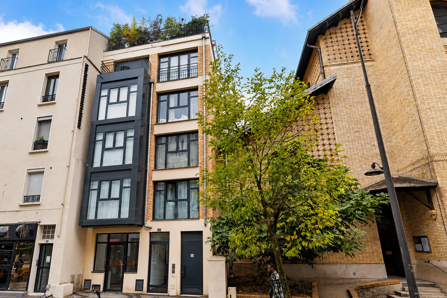 Façade de l'immeuble rue Raymond Losserand, Paris 14ᵉ